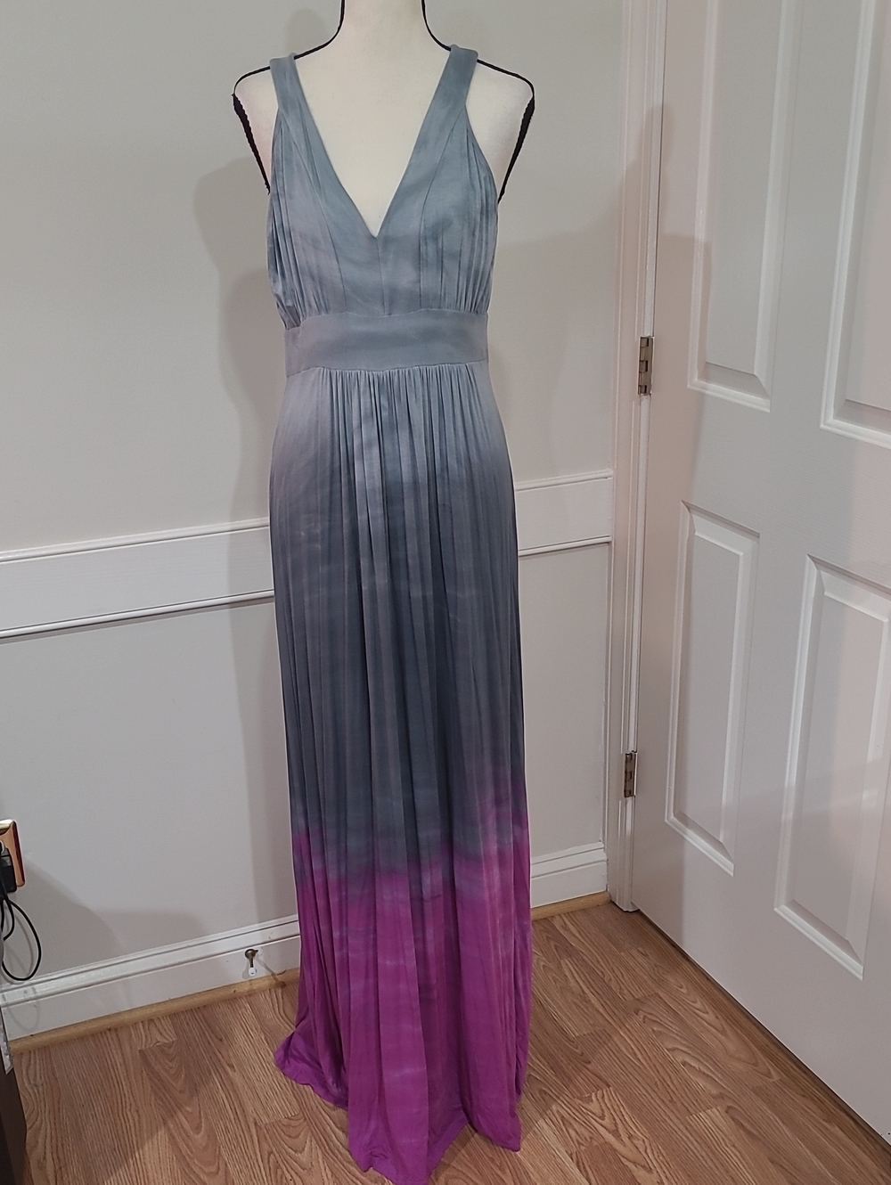 Pink Lotus Wave V-Neck Ombre Gray to Purple Maxi Dress - Size M